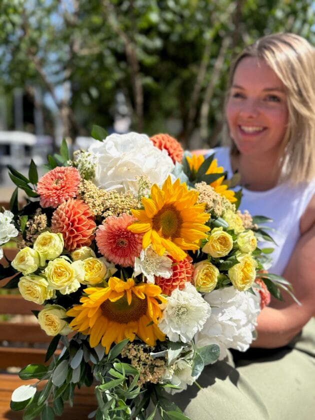 Sunshine Bouquet - Image 2