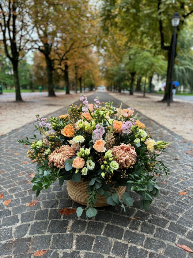 Autumn sweetness basket
