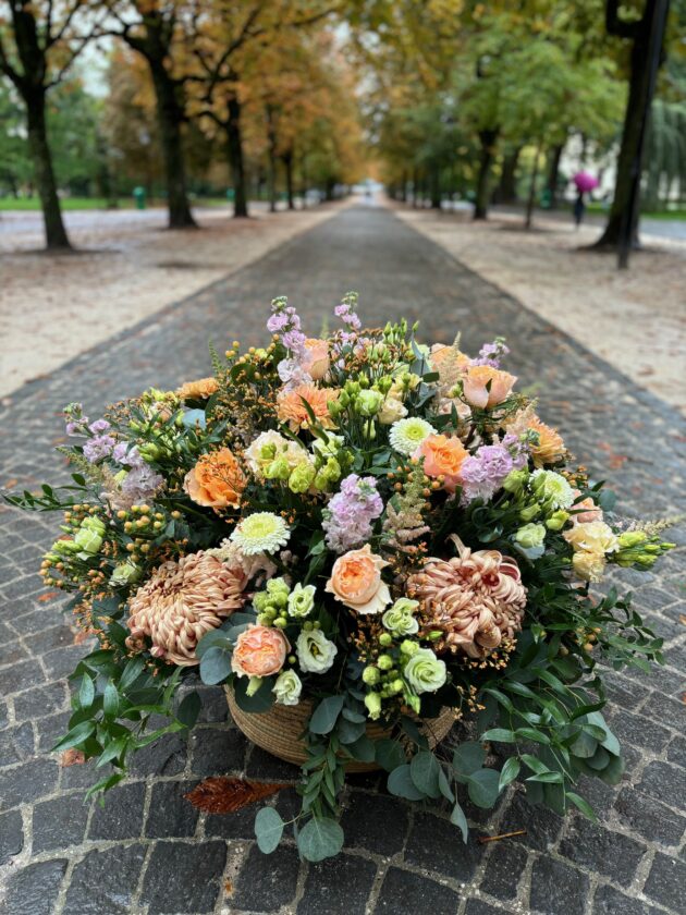Autumn sweetness basket - Image 2